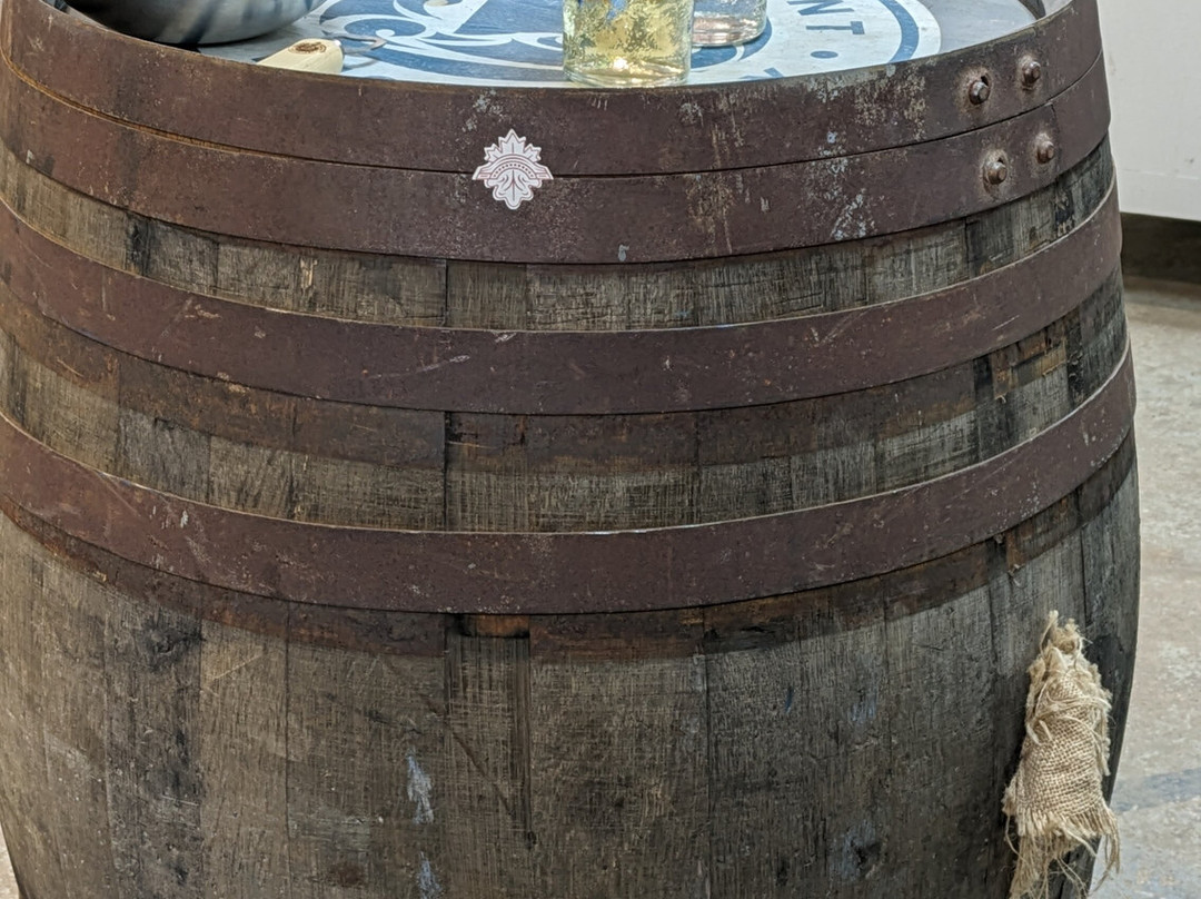 North Point Distillery景点图片