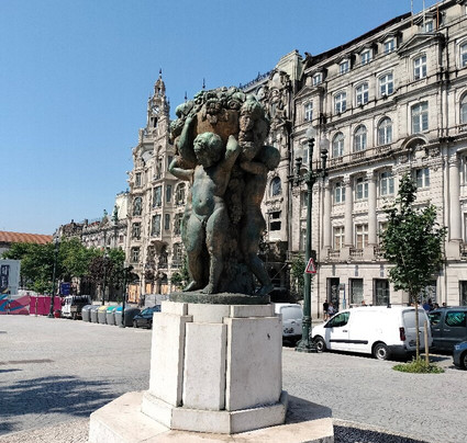 Abundância Os Meninos Sculpture-波尔图必去景点