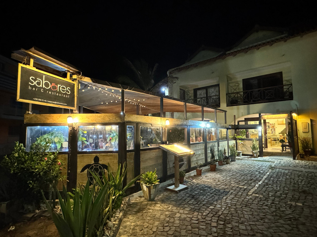 Sabores - Bar & Restaurant