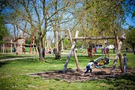 Aire De Jeux Des Bords De Garonne