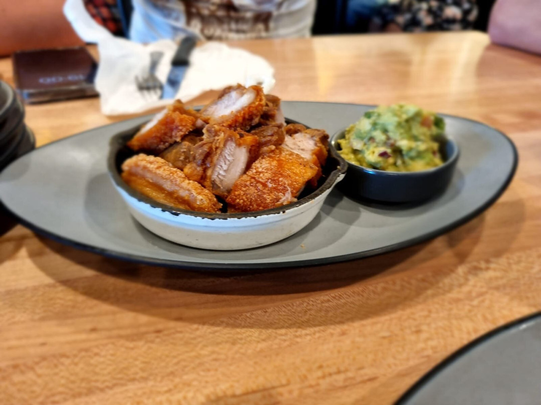 Crocante Restaurant + Bar