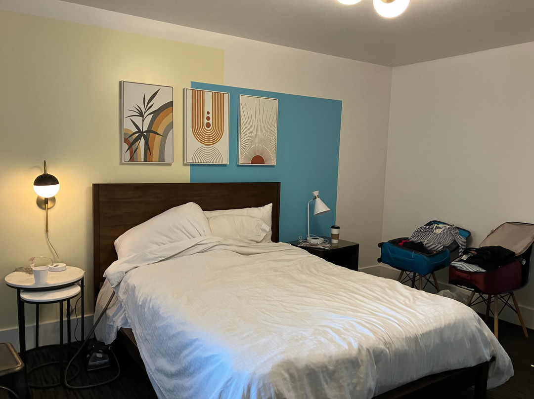 贝克汽车旅馆主图