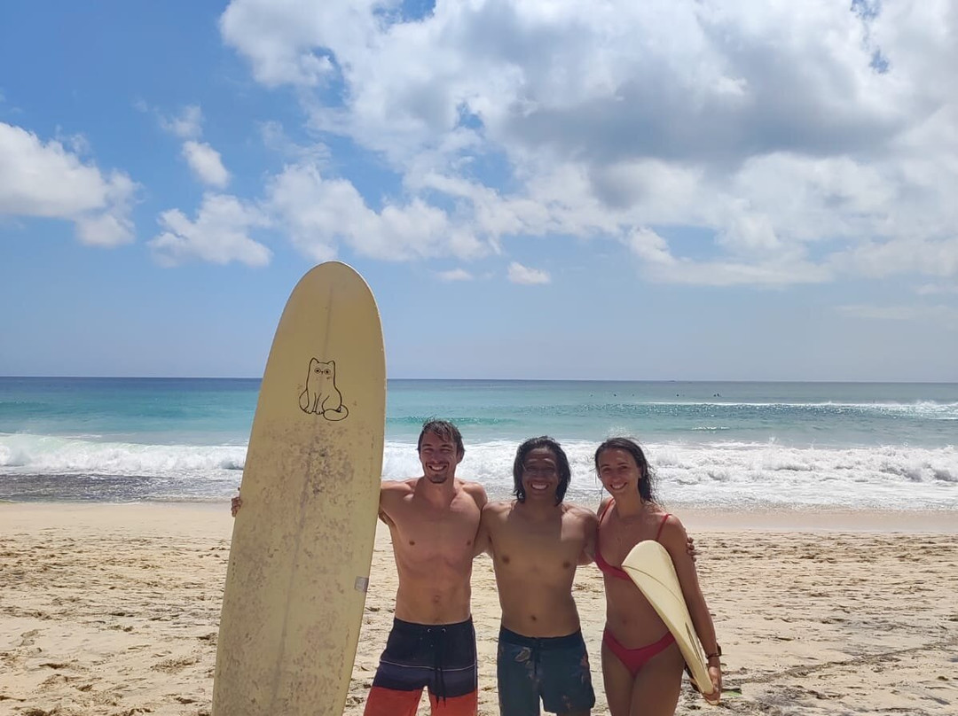 Blue's Surf School-金巴兰必去景点