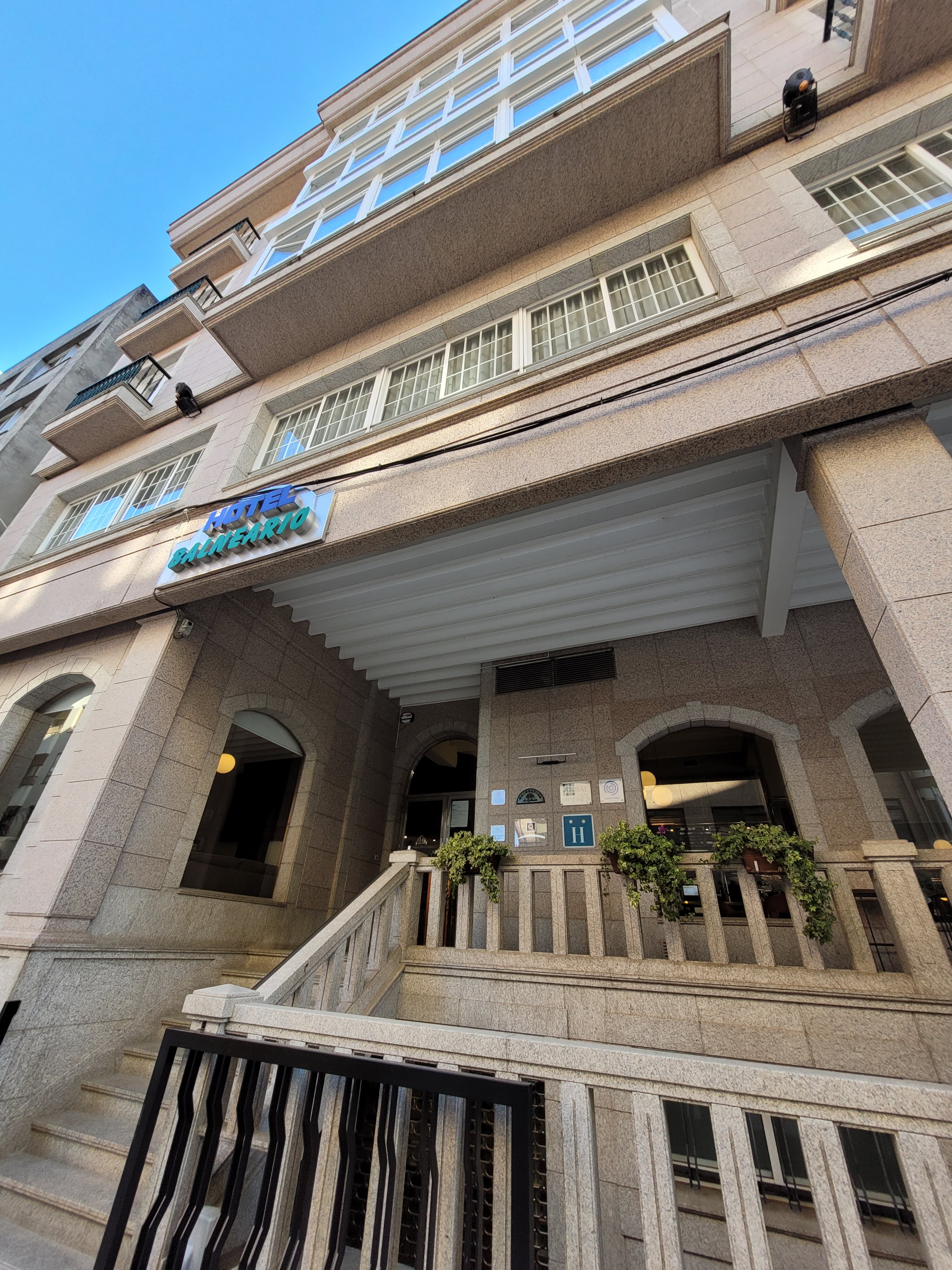 Balneario de Carballo-官方