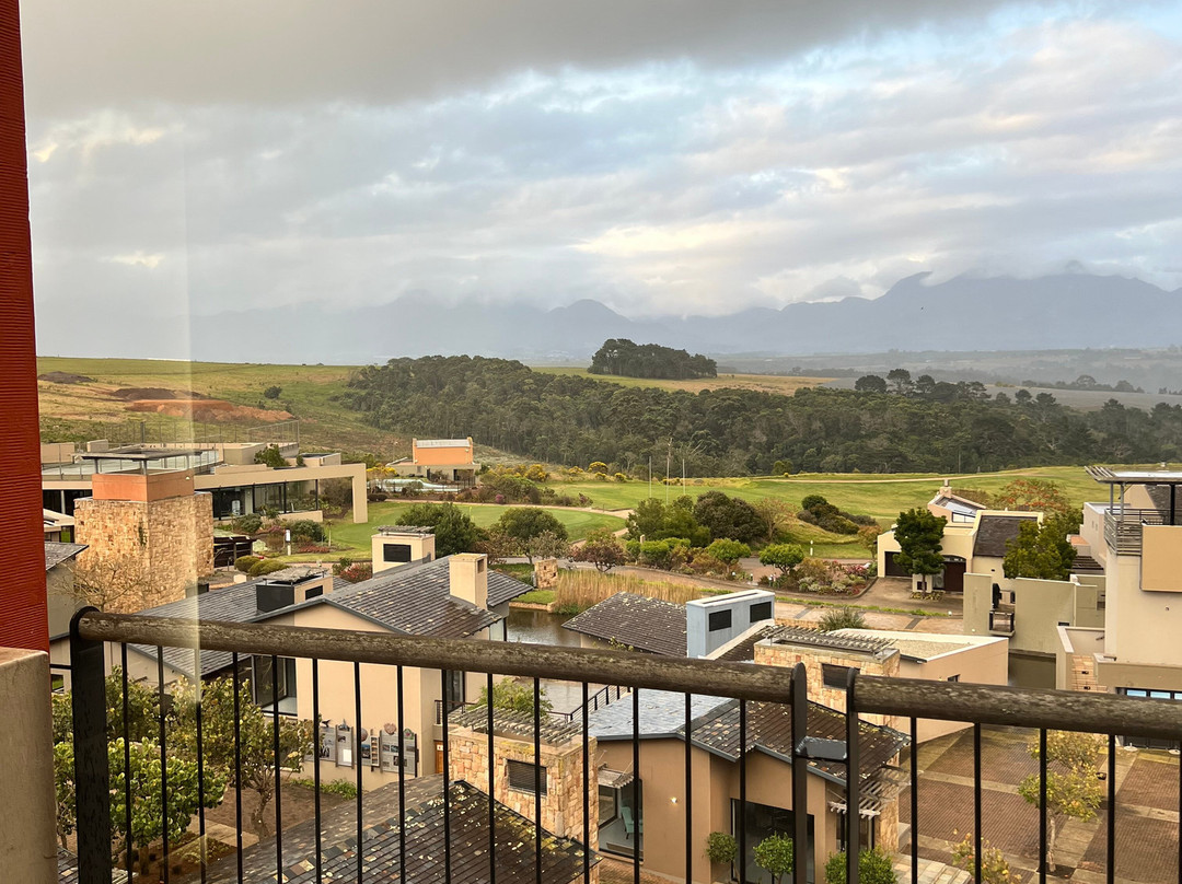 凯悦丽晶欧巴高尔夫温泉度假村主图