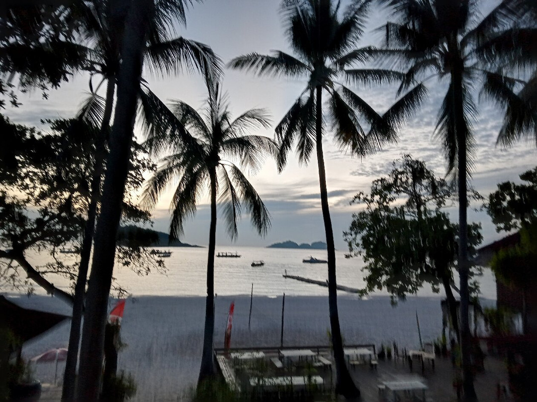 热浪彩虹度假村主图