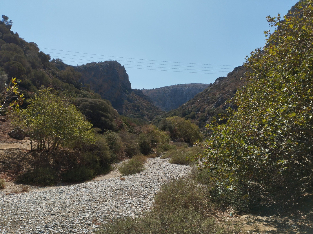 Aposelemis canyon景点图片