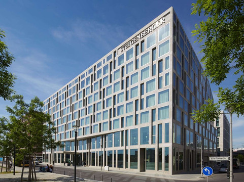 柏林施柏阁酒店主图