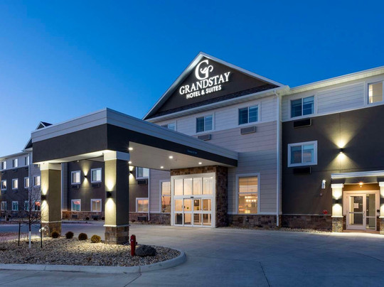 GrandStay Hotel & Suites Algona