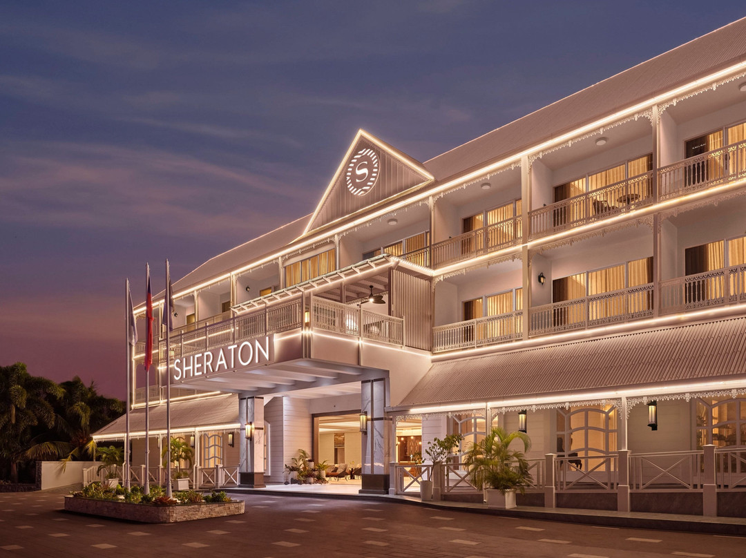 Sheraton Samoa Aggie Grey's Hotel & Bungalows主图