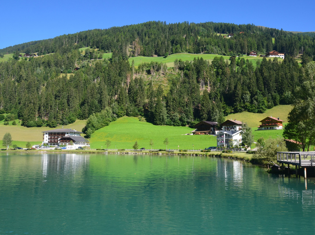 Sentiero circolare intorno al lago artificiale di Selva dei Molini景点图片