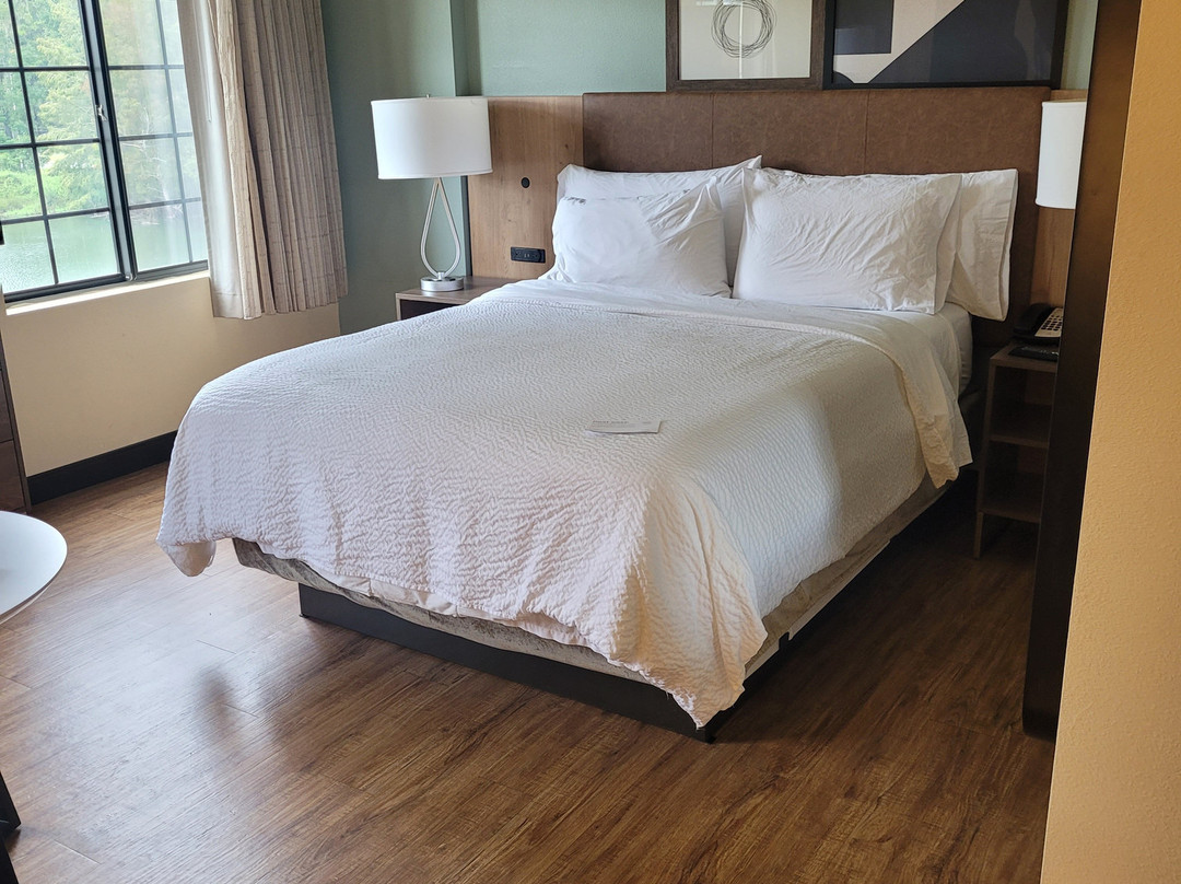 Staybridge Suites Tallahassee I-10 East, an IHG hotel主图