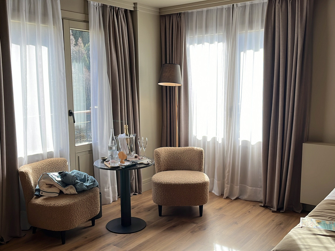 帕拉多卡纳罗酒店主图