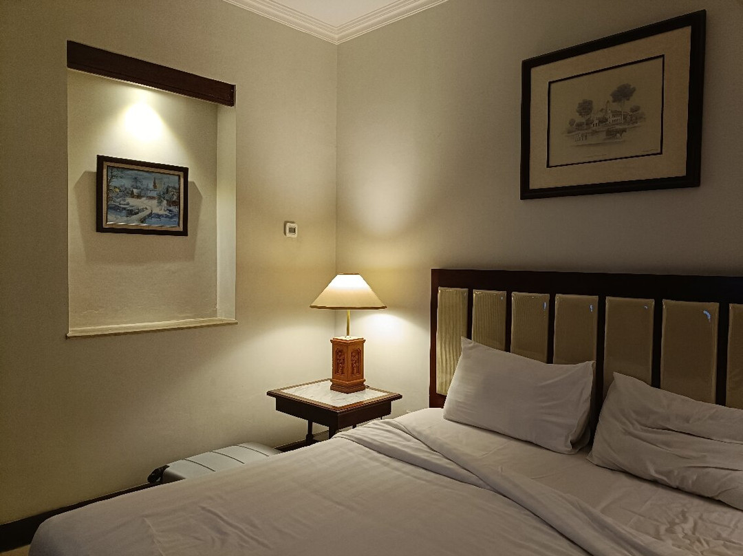 拉斯艾利温泉度假村主图