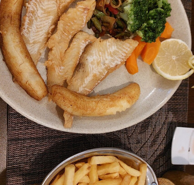 Mary Tapas Restaurante & Bar