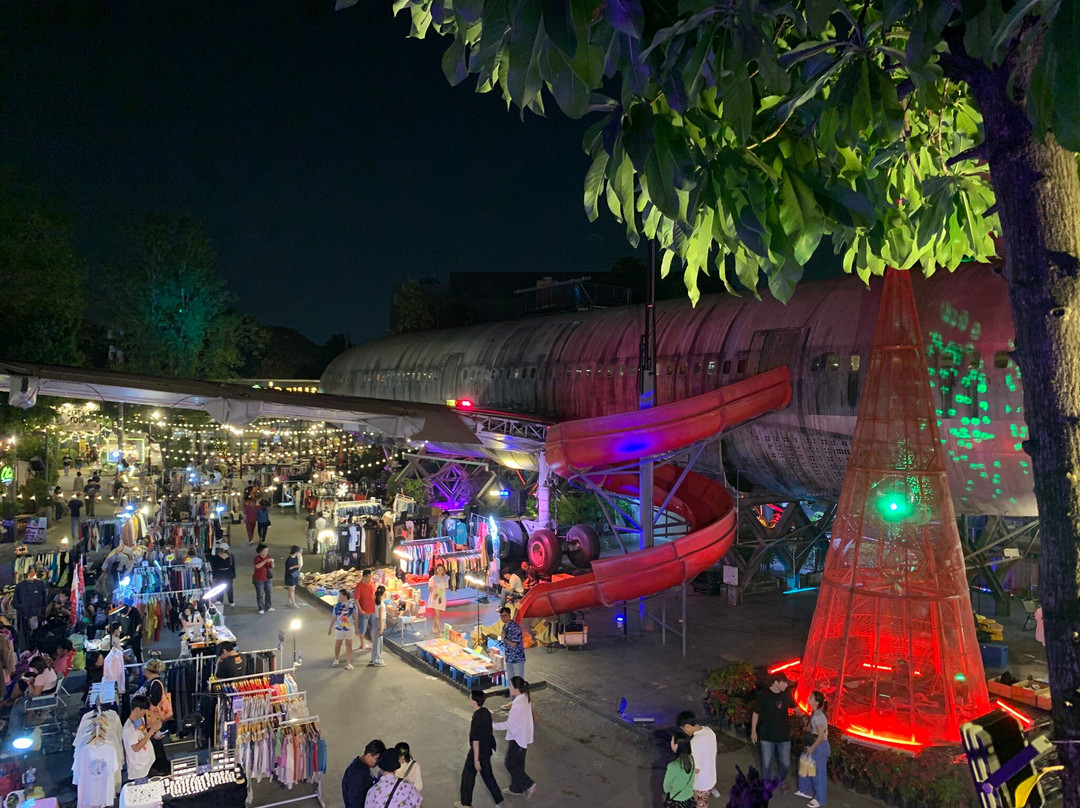 Chang Chui Plane Market-曼谷必去景点