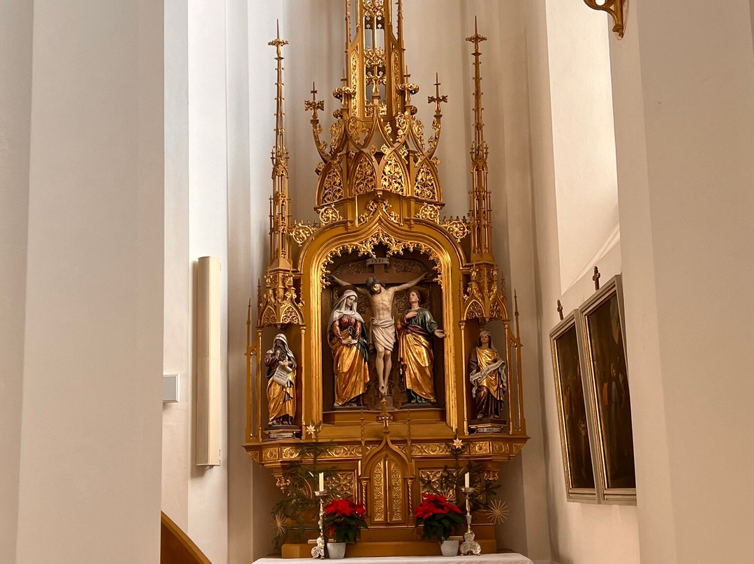 Stadtpfarrkirche Mariae Himmelfahrt景点图片