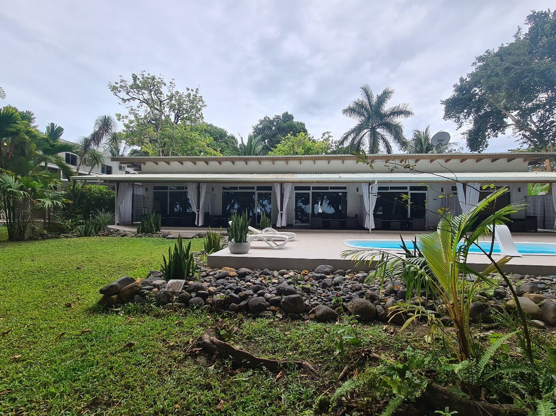 卡湖伊塔旅馆主图