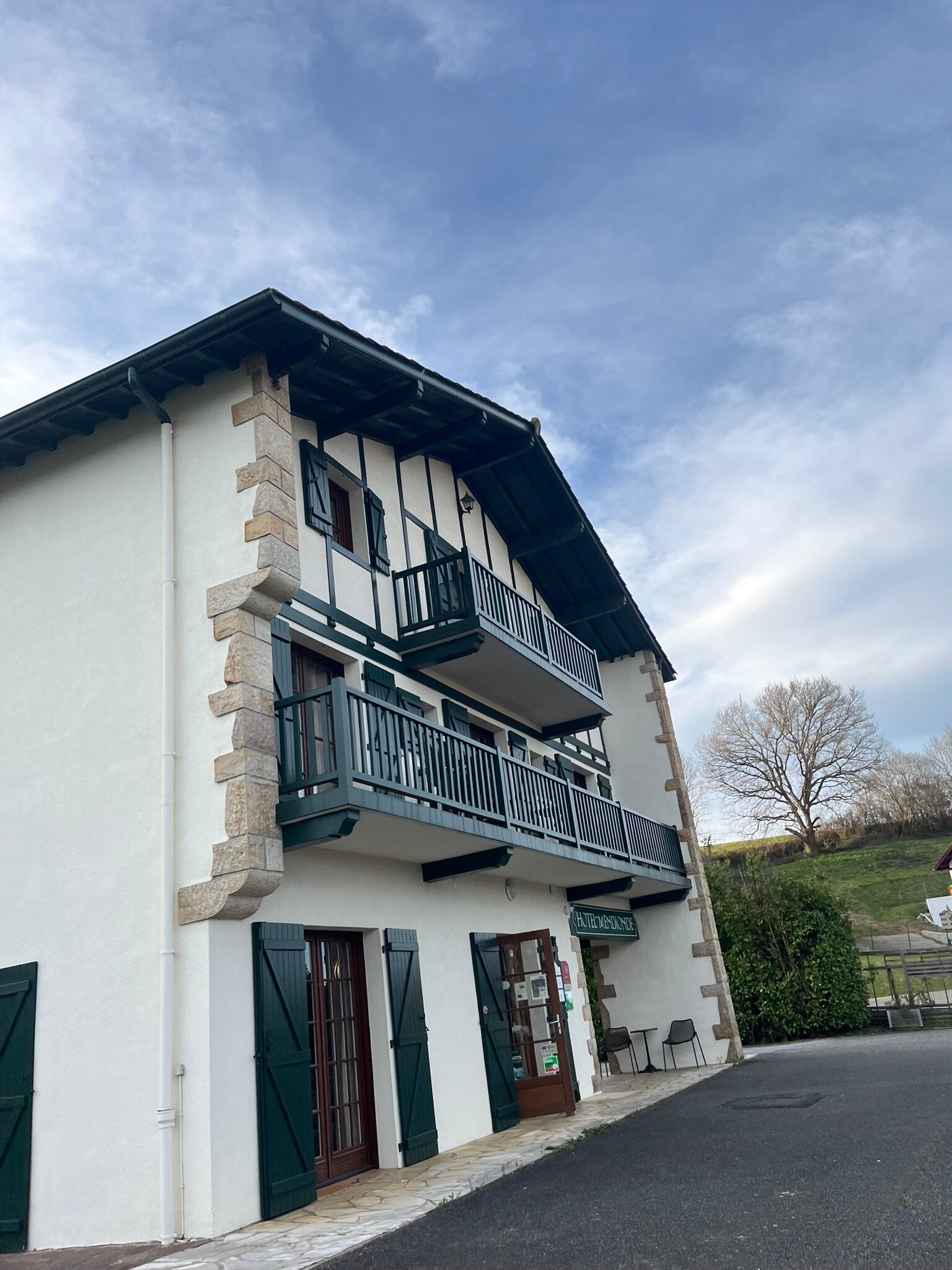 Hotel Mendionde-官方