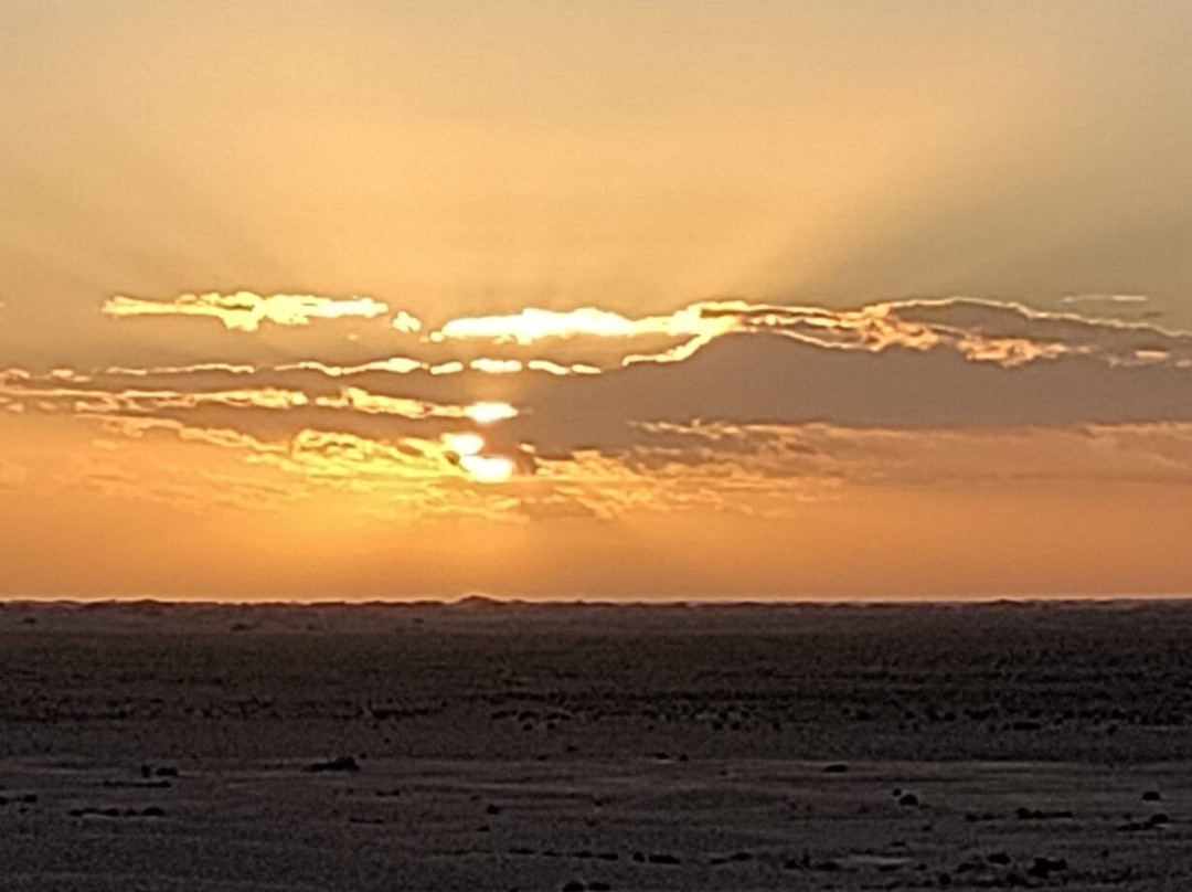 Caravane Desert Et Montagne-扎古拉必去景点