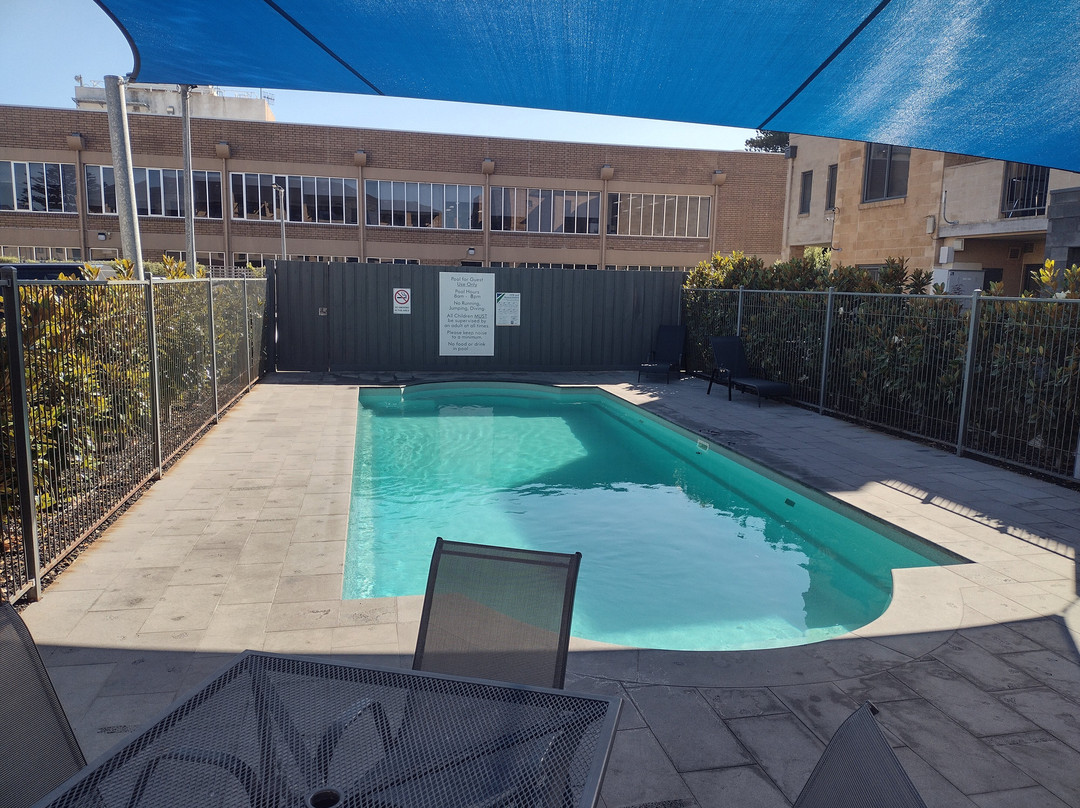 瓦南布尔探索酒店主图