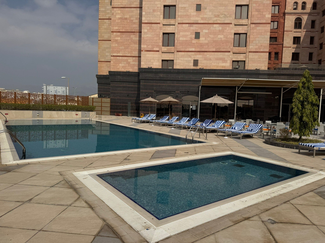 Tulip Inn Majan Hotel主图