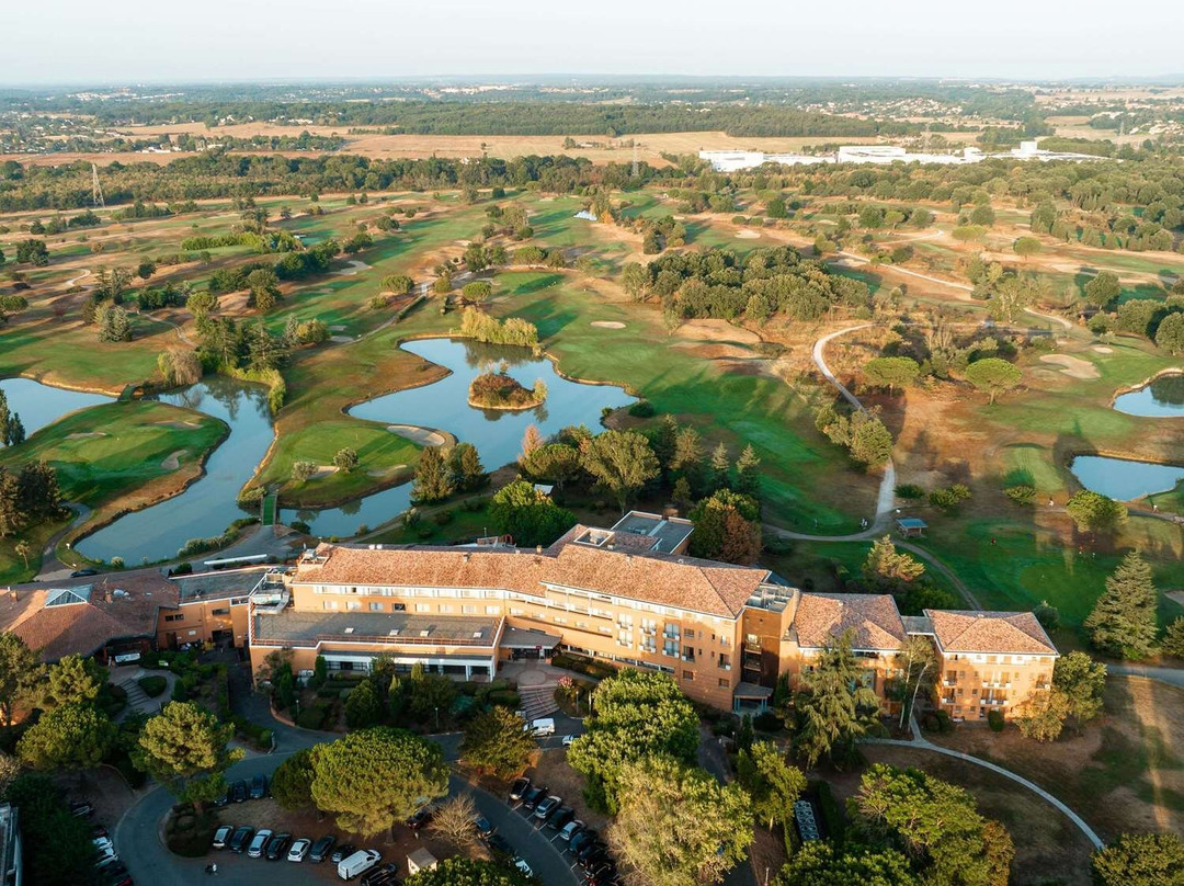 Mercure Toulouse Aéroport Golf de Seilh Hotel主图
