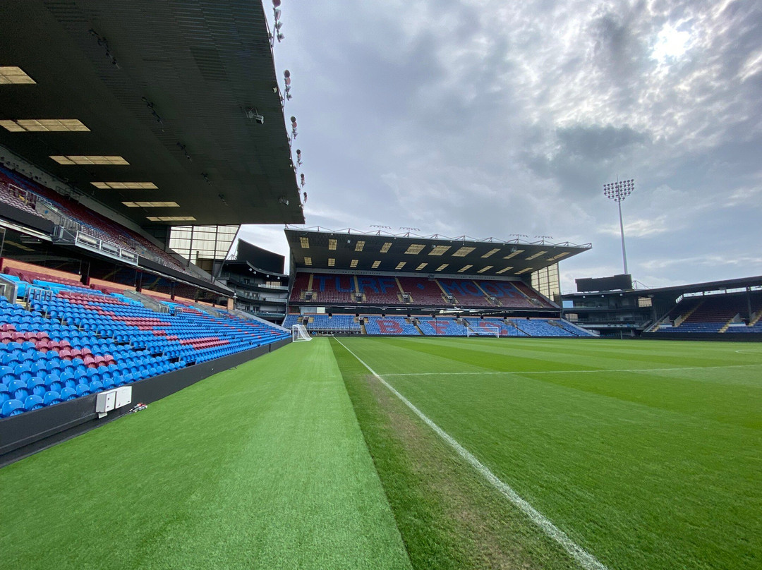 Burnley Football Club Stadium Tour景点图片
