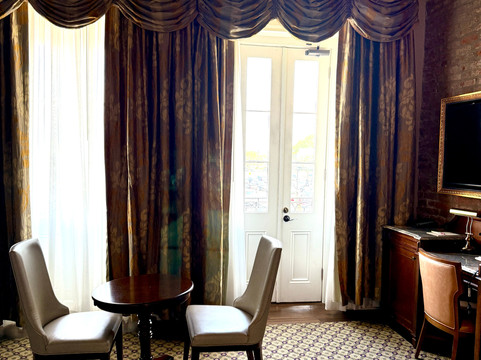 法国市场旅馆主图