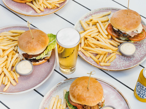 At Sixes and Sevens-布里斯班必去景点