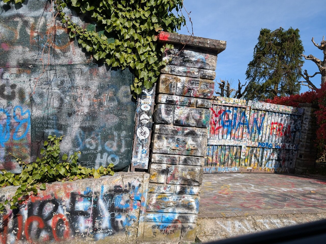 Casa Di Vasco Rossi景点图片