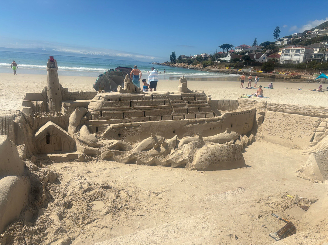 Sunny Cove Manor主图