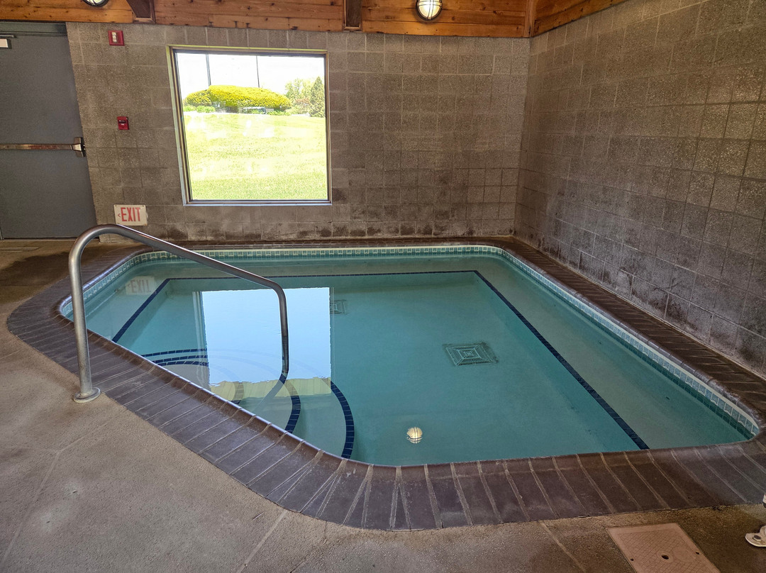 AmericInn by Wyndham Peoria主图