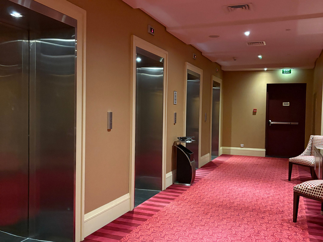 Millennium Hotel and Convention Centre Kuwait主图