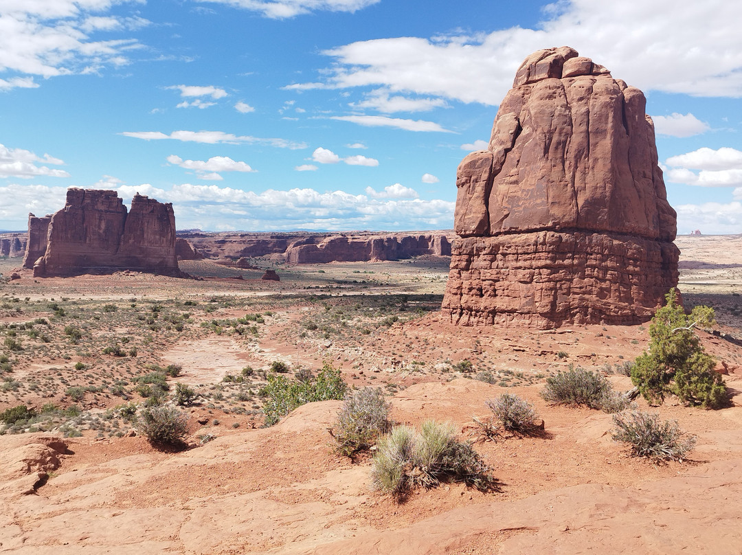 Arches National Park Scenic Drive景点图片
