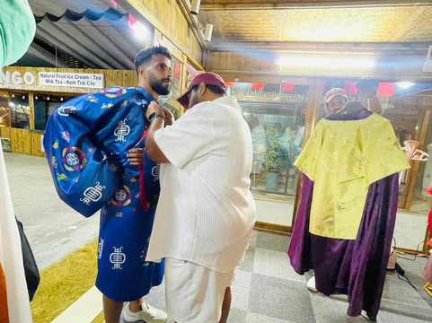 Tam Dai Cac - Vietnamese Traditional Costumes-Ngu Hanh Son必去景点