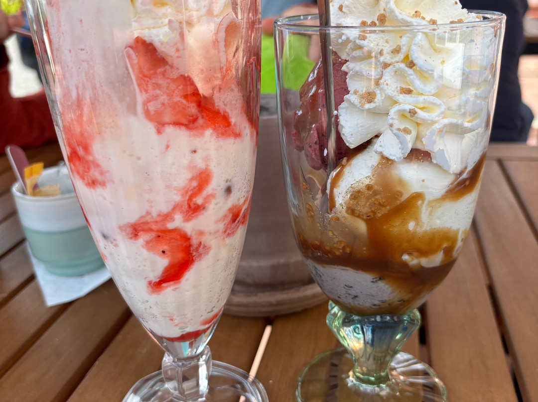 Flora Kaffee & Eisbar