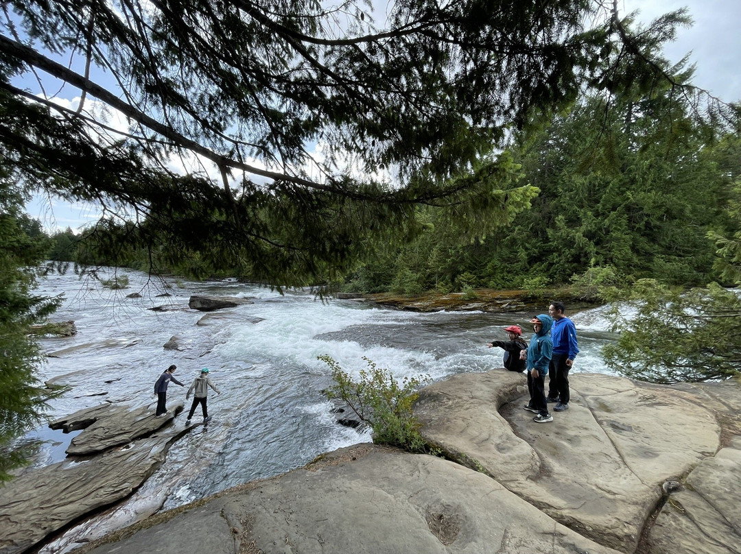 Island Mountain Rides-Cumberland必去景点