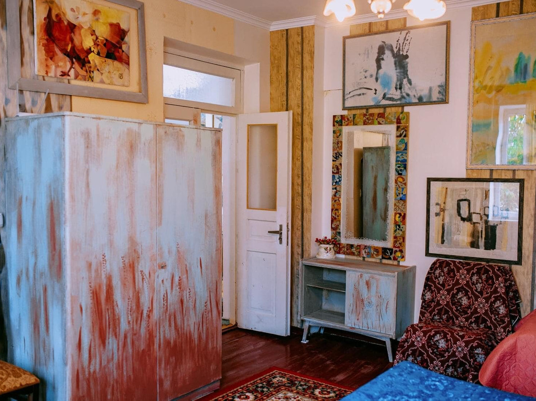 Artist's House主图