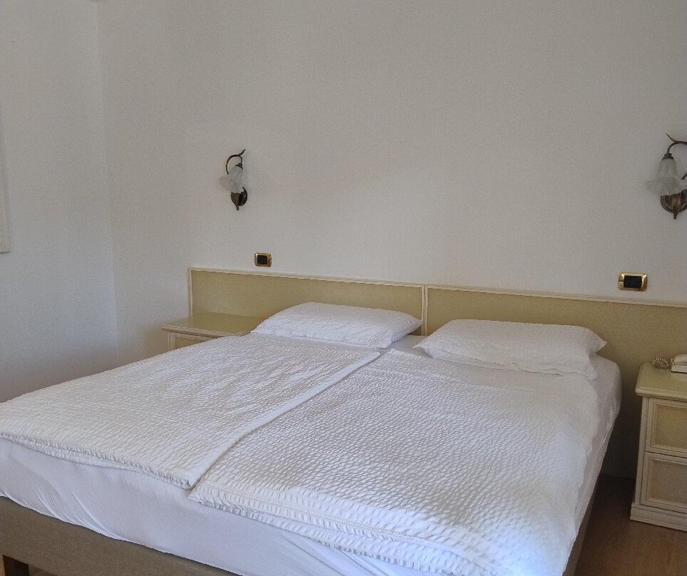 Hotel Opinione主图
