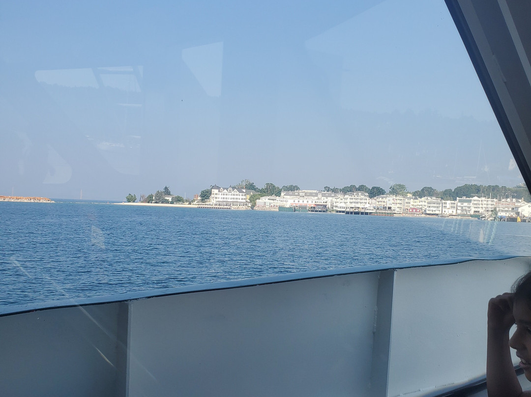 Arnold Transit Company-麦其诺岛必去景点