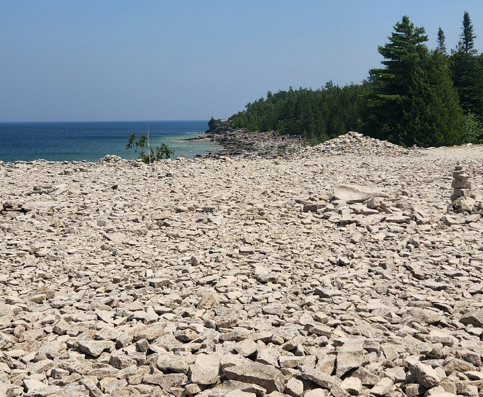 The Grotto-托伯莫里必去景点