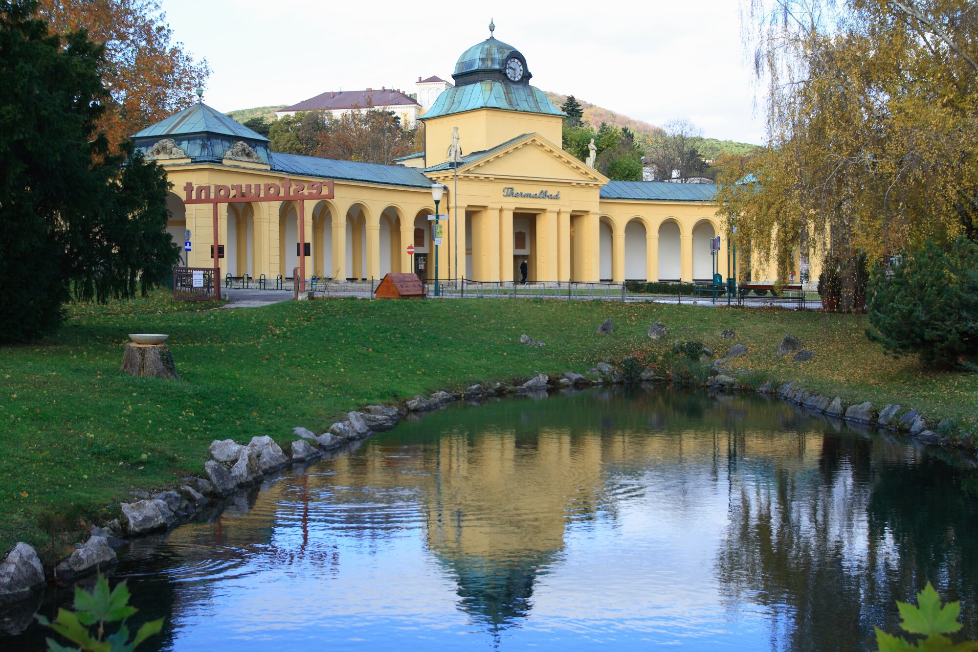 学院花园酒店-官方