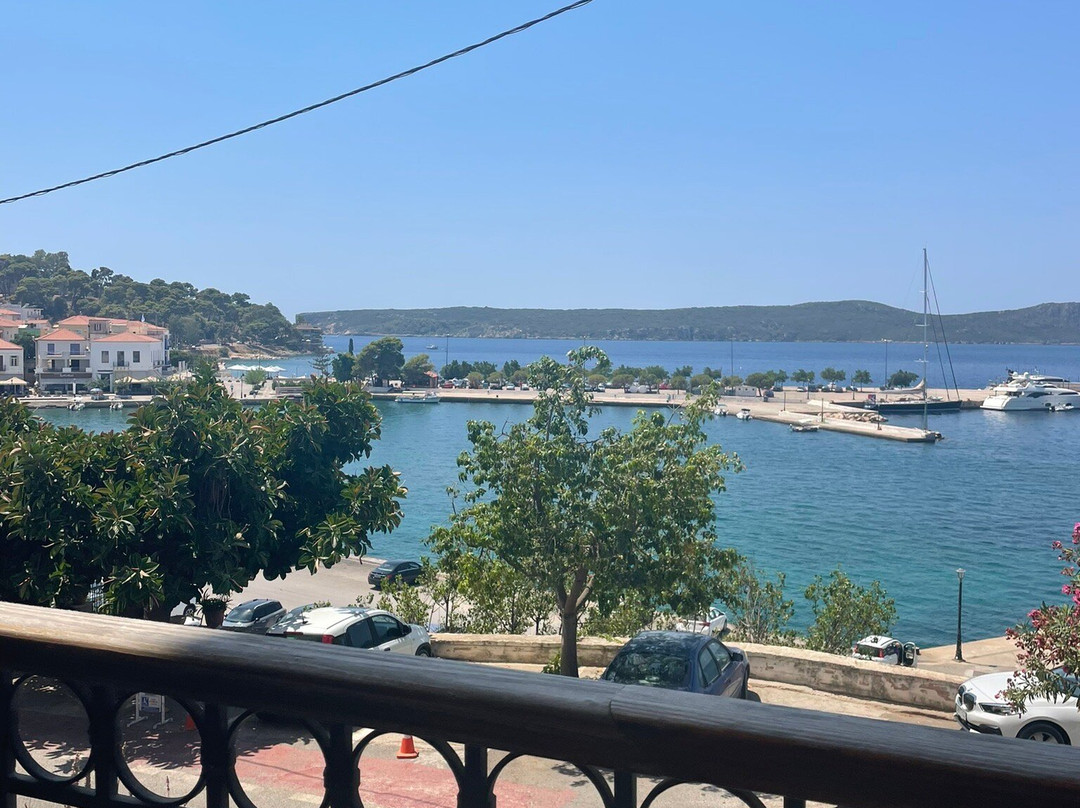 Karalis City Hotel主图