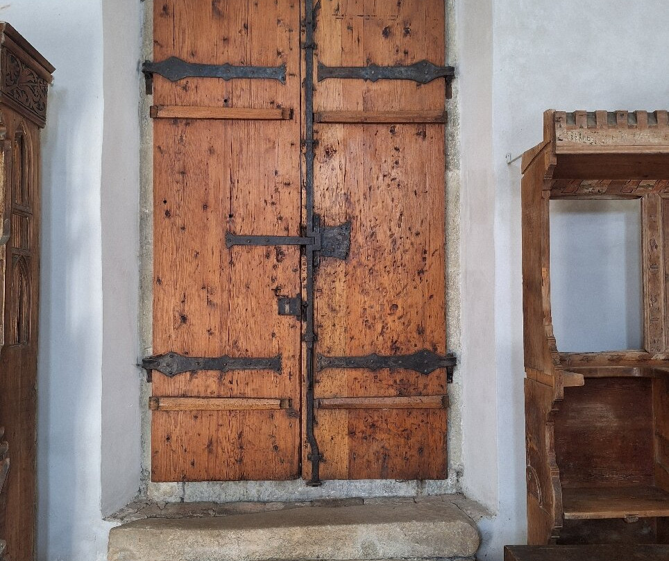 Church on the Hill-锡吉索拉必去景点