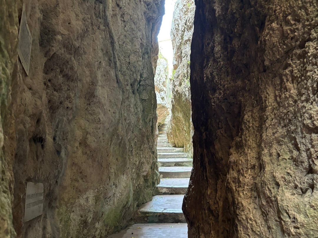 Mano del Turco-加埃塔必去景点