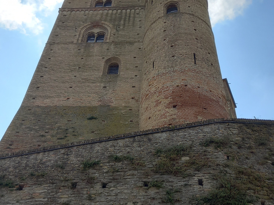Castello di Serralunga d'Alba-塞拉伦加达尔巴必去景点