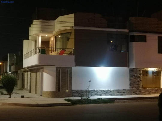 La Noche Hostal - Pisco