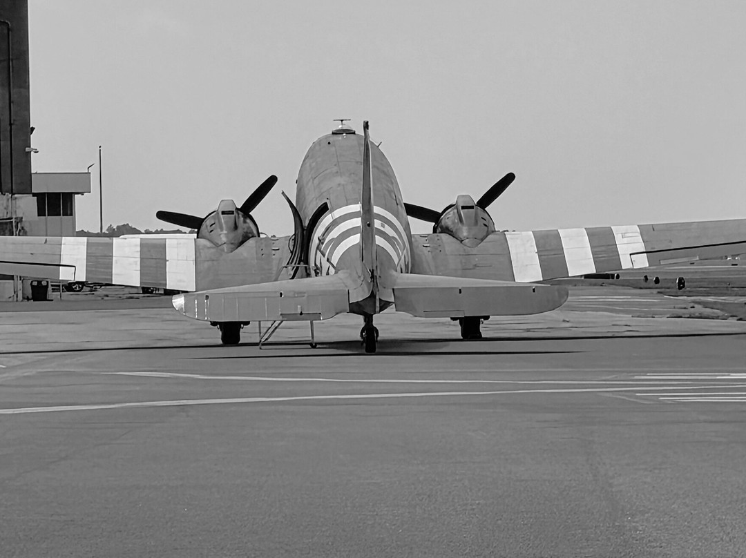American Airpower Museum-法明代尔必去景点