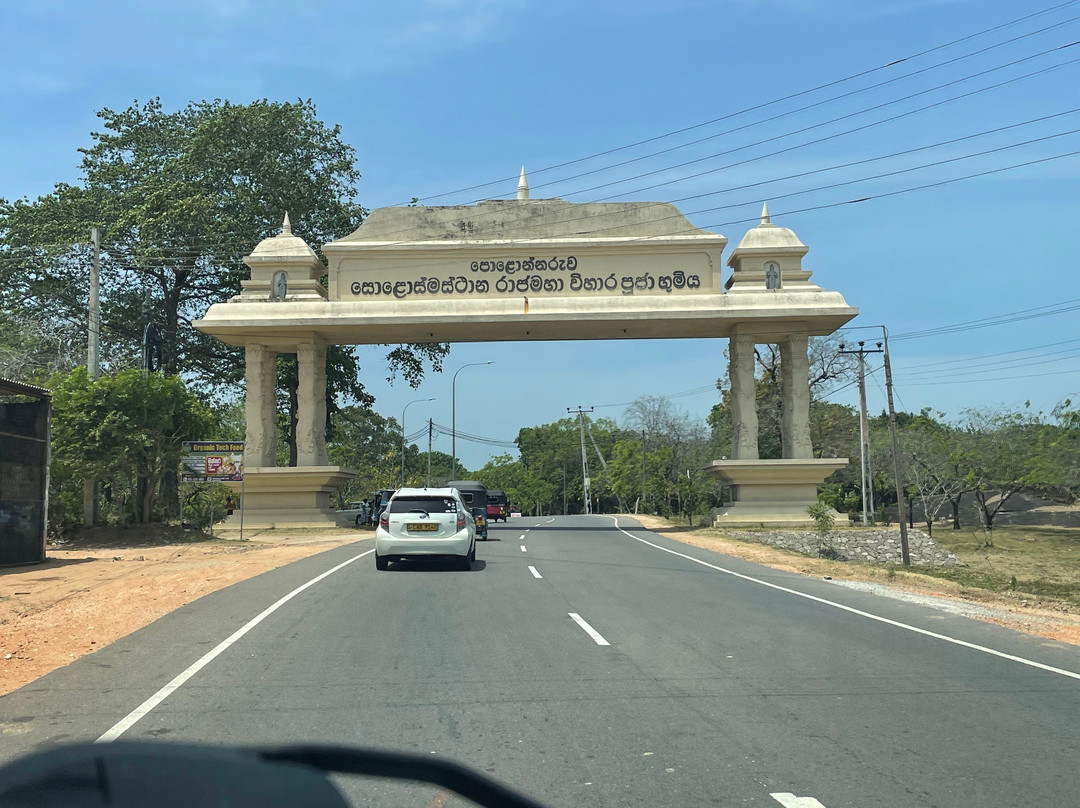 Mount Travels & Tours-拉非尼亚山必去景点